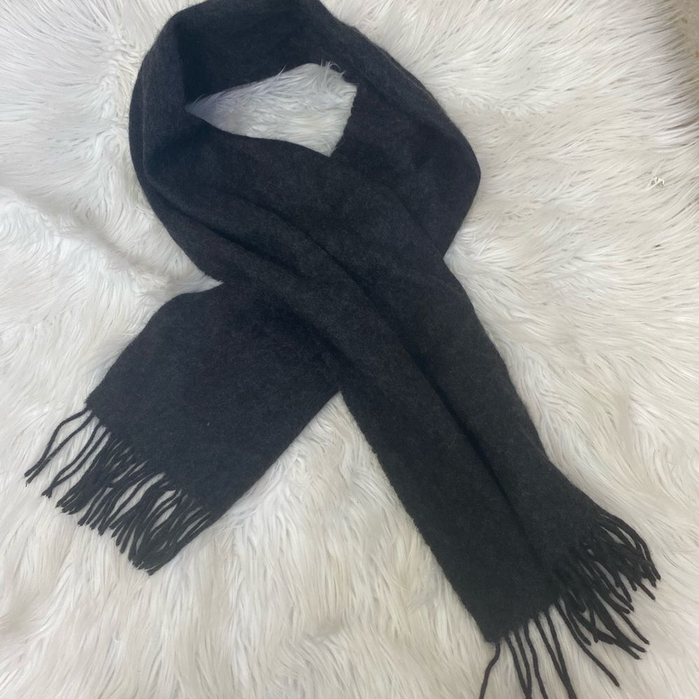 Basile Womens Pure Cashmere Preppy Casual Fringe Muffler Scarf Black